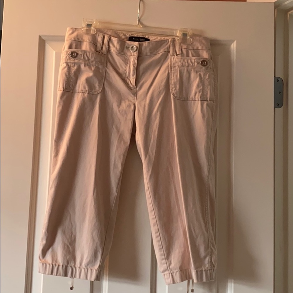 Cute cream colored capris.
